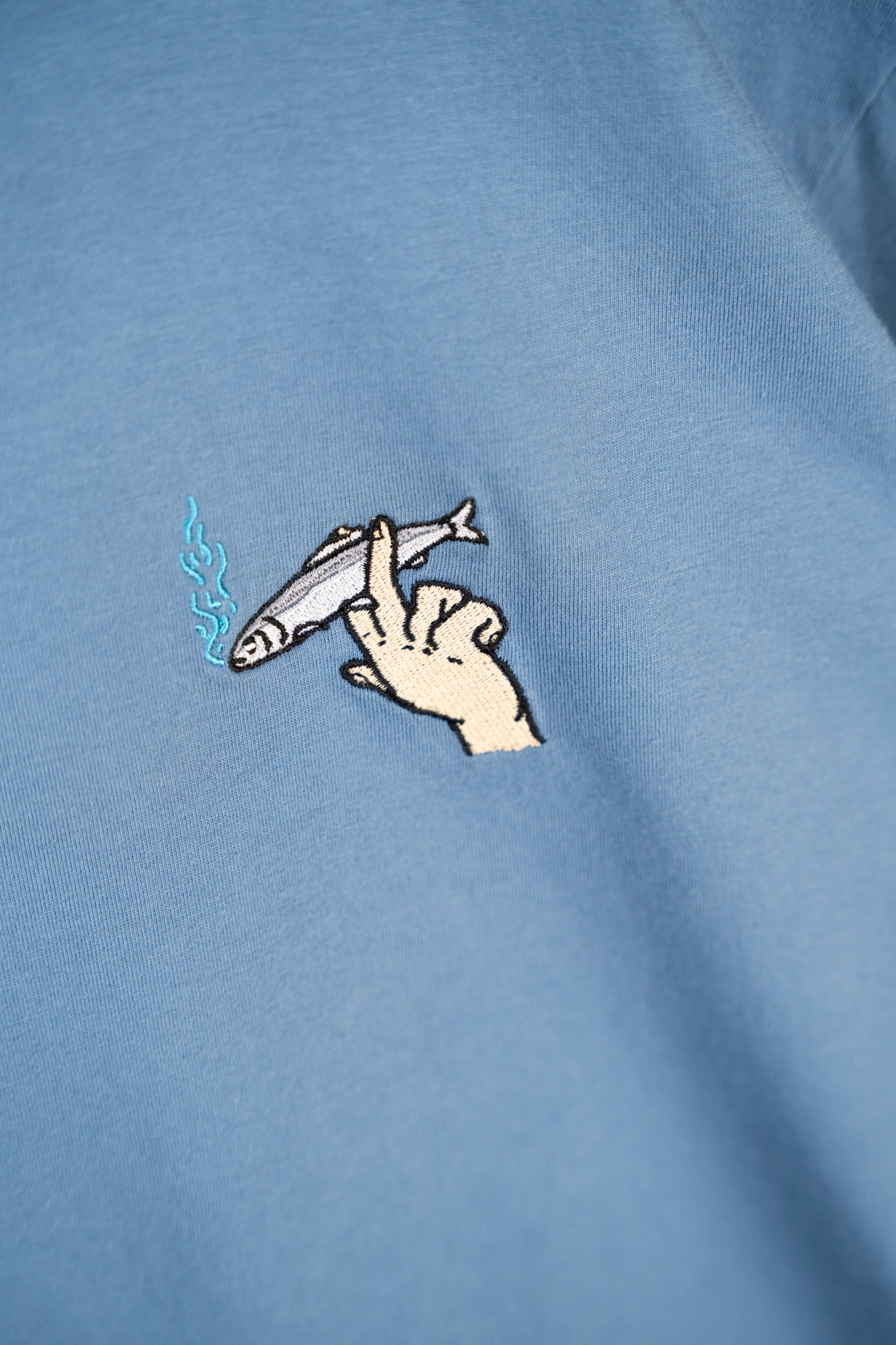 LAKOR Mini Smoking Fish Hand T-shirt T-Shirt Bering Sea
