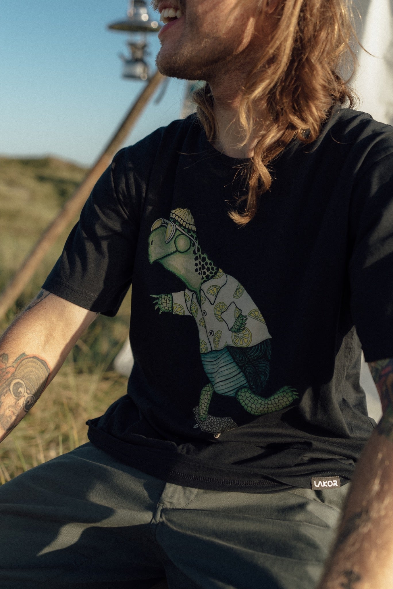 Turbo Turtle T-shirt (Moonless Night)
