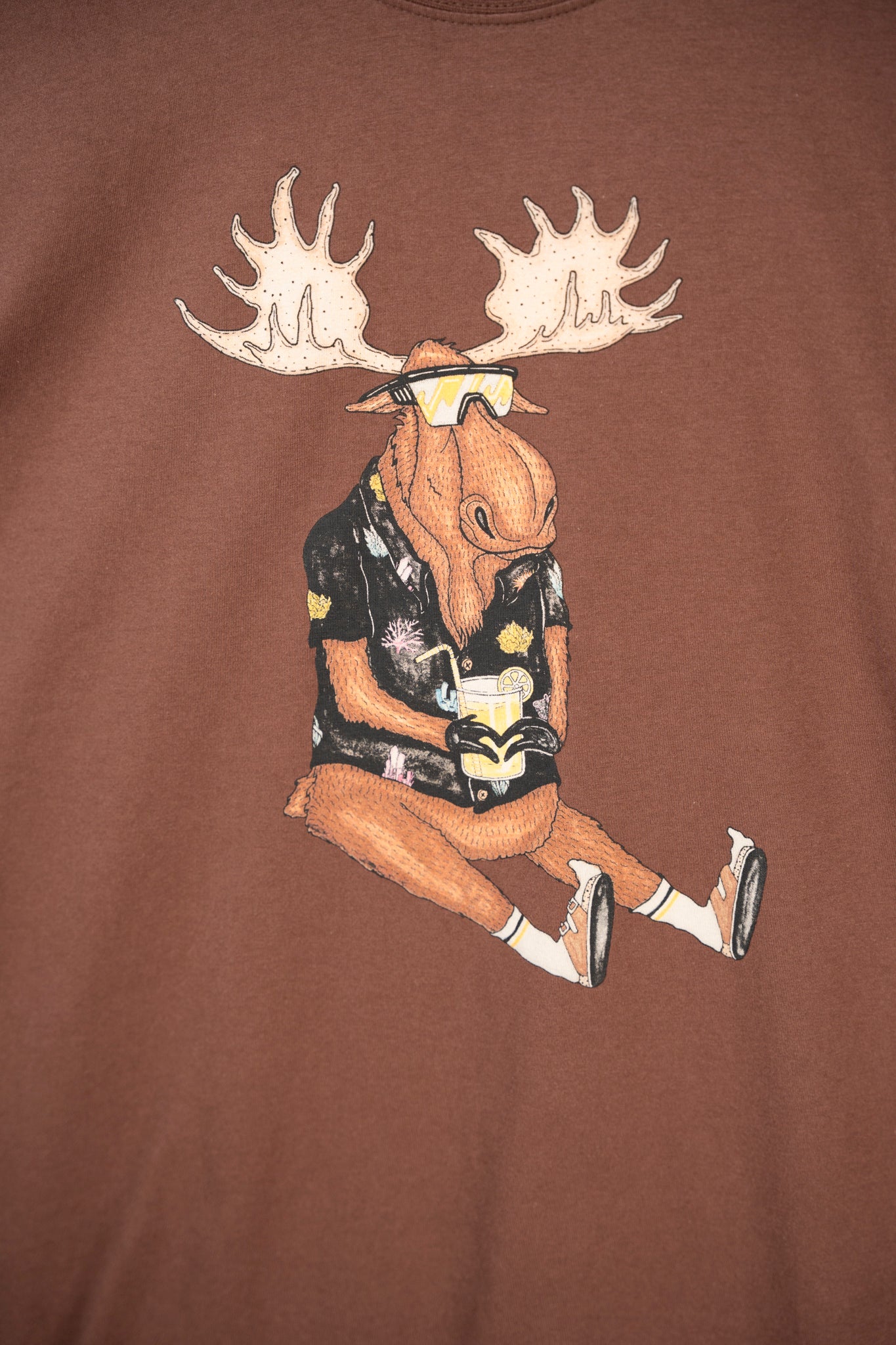 LAKOR Booze Moose T-shirt T-Shirt Chicory Coffee