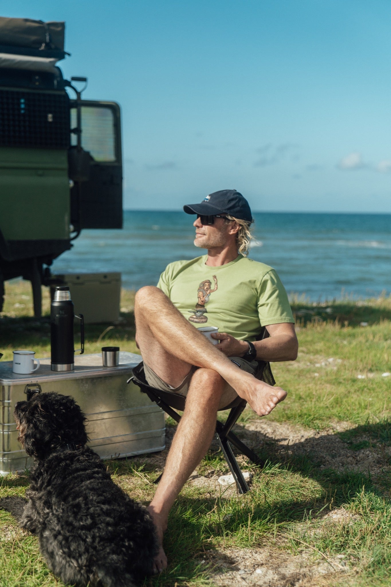 LAKOR Dashboard Hula T-shirt T-Shirt Mosstone