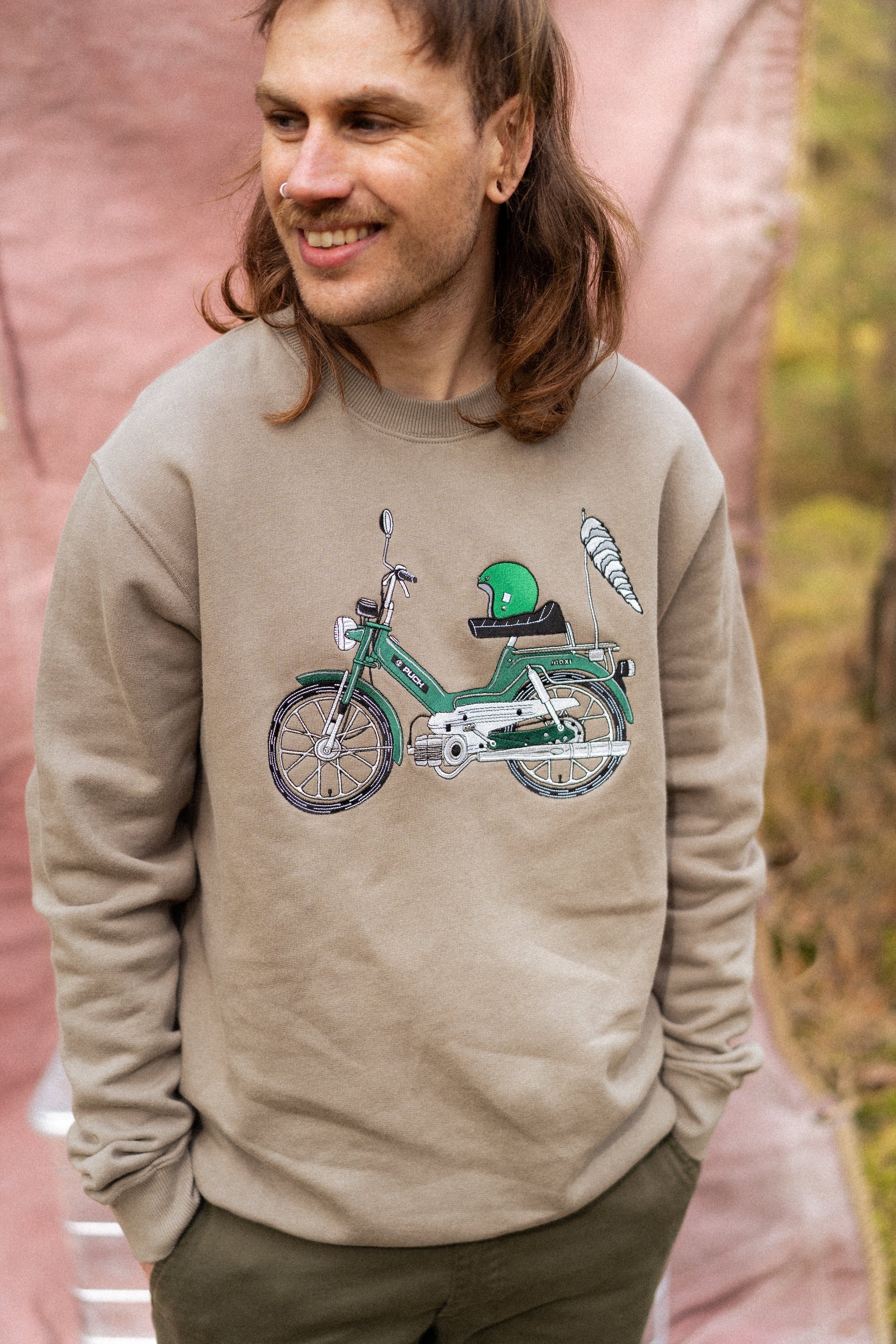 LAKOR Forest Maxi Crewneck Sweatshirt Fallen Rock
