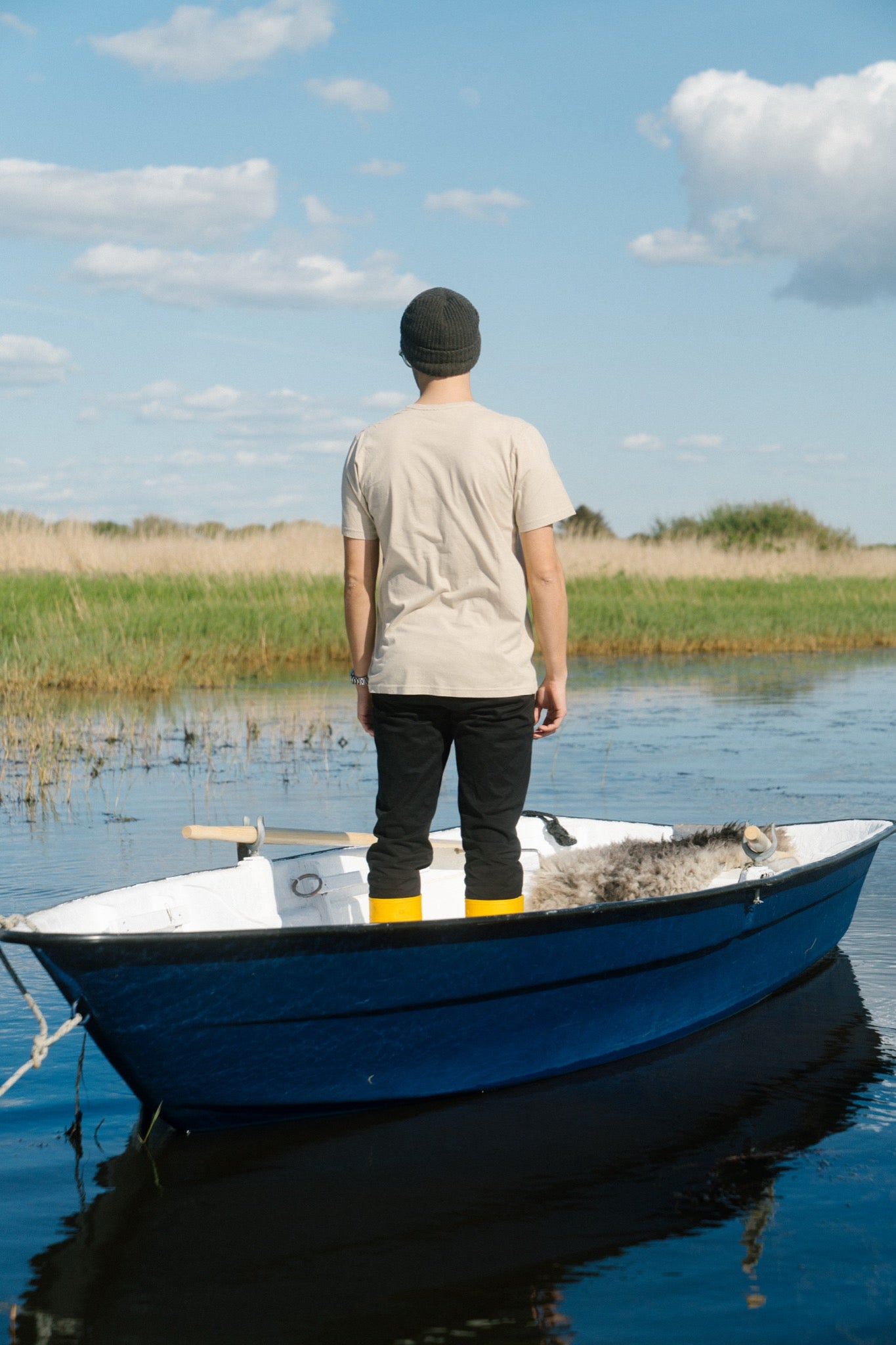 Snooze Moose T-shirt (White Pepper)