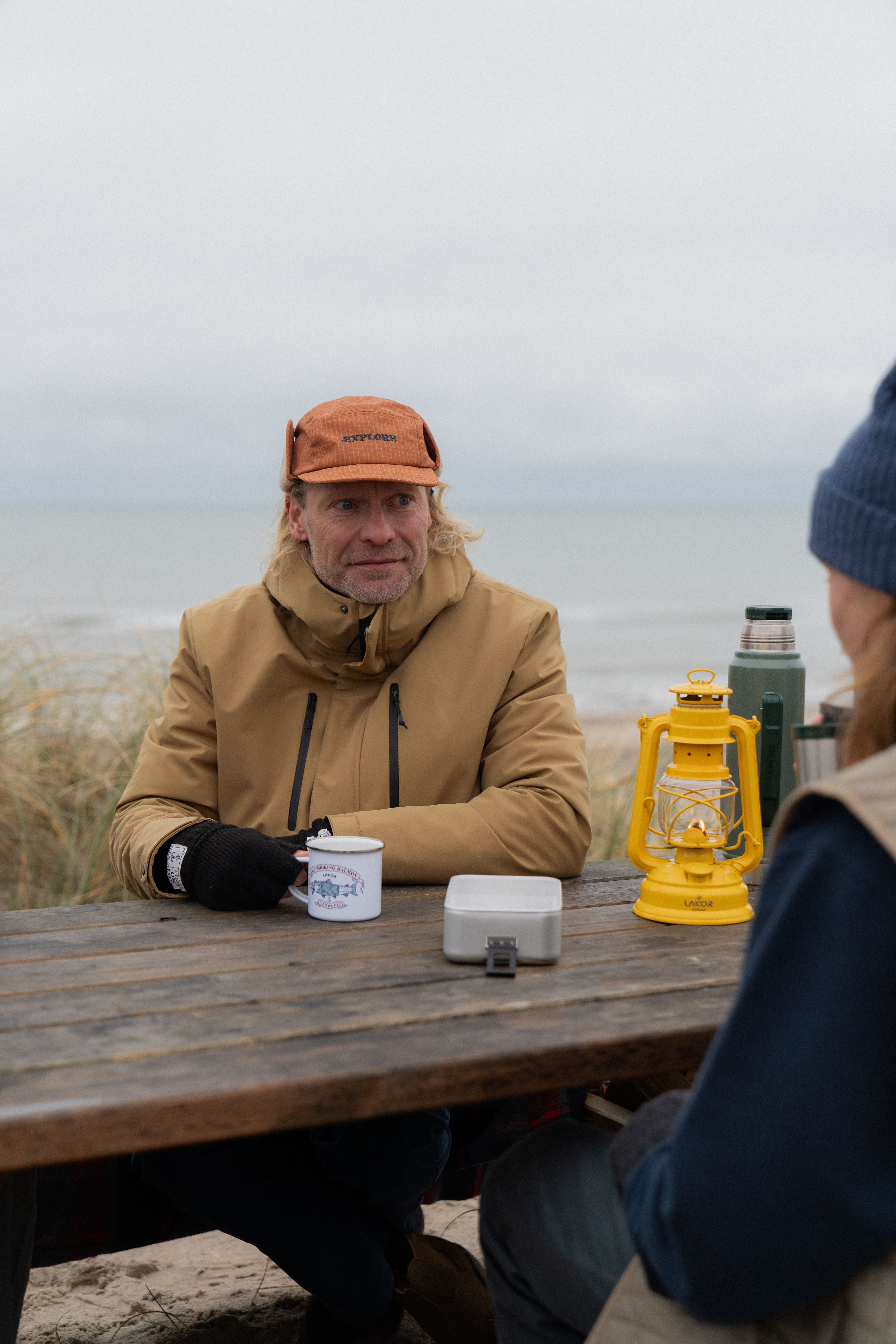 The Smoking Salmon Emaljekrus