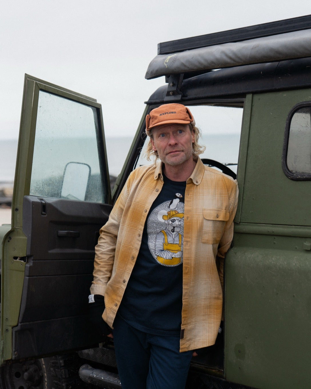 Light the Way T-shirt (Blueberry)