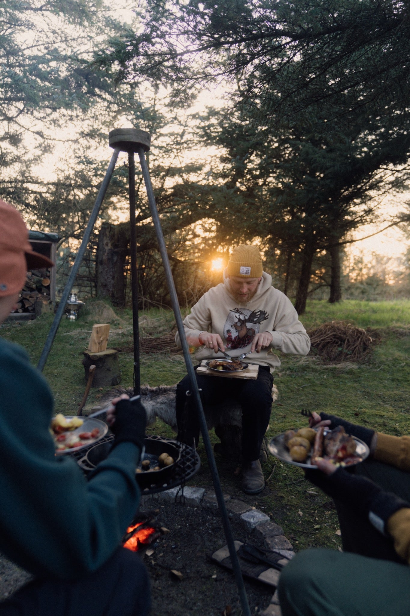 LAKOR Pathfinders Hoodie Sweatshirt White Pepper