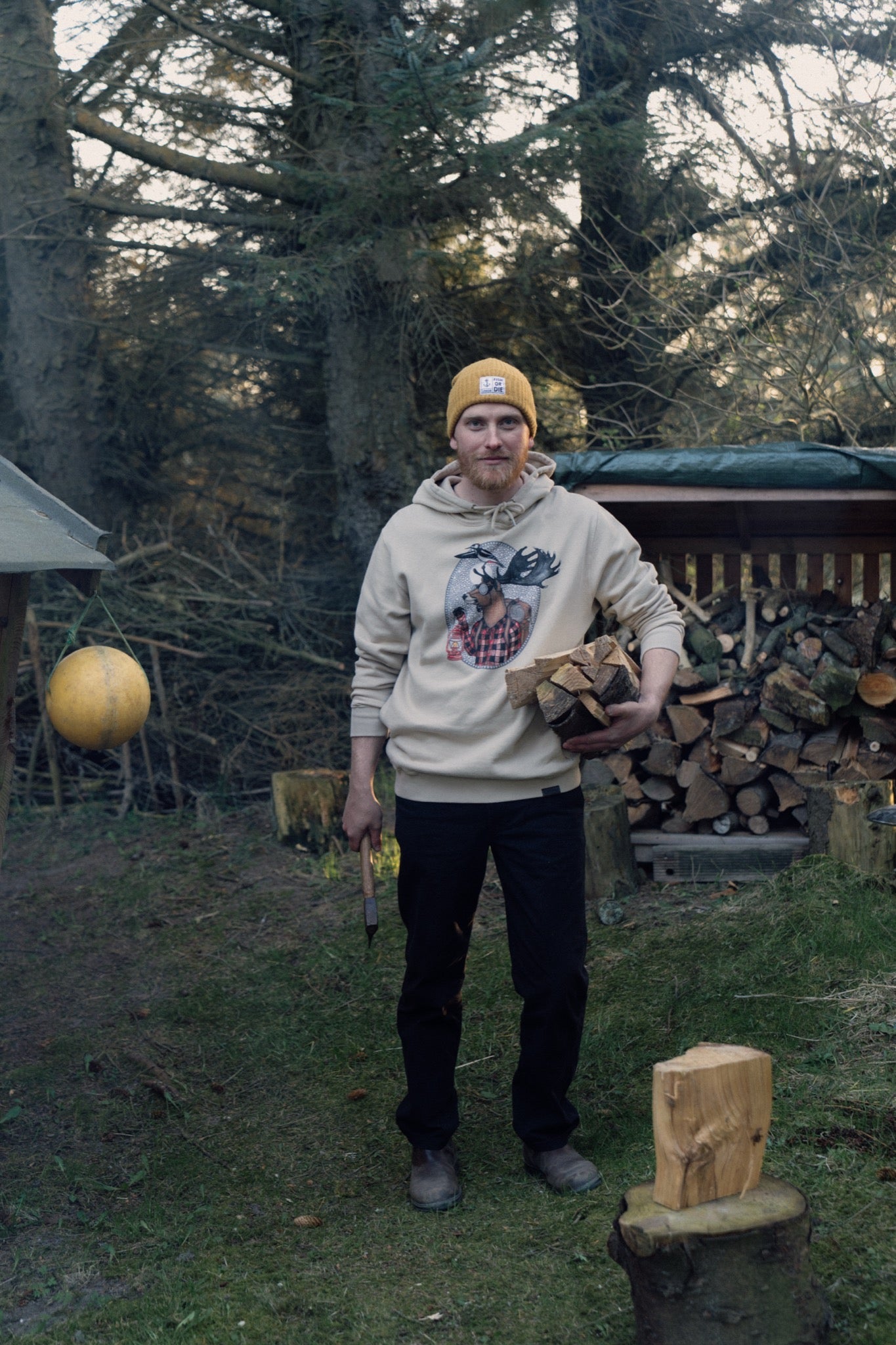 LAKOR Pathfinders Hoodie Sweatshirt White Pepper