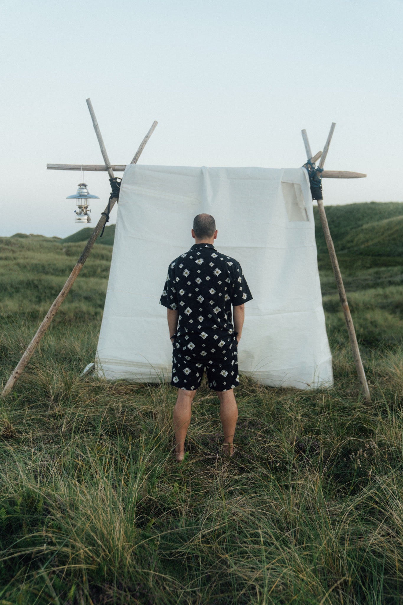 Maguerite Shorts (Moonless Night)