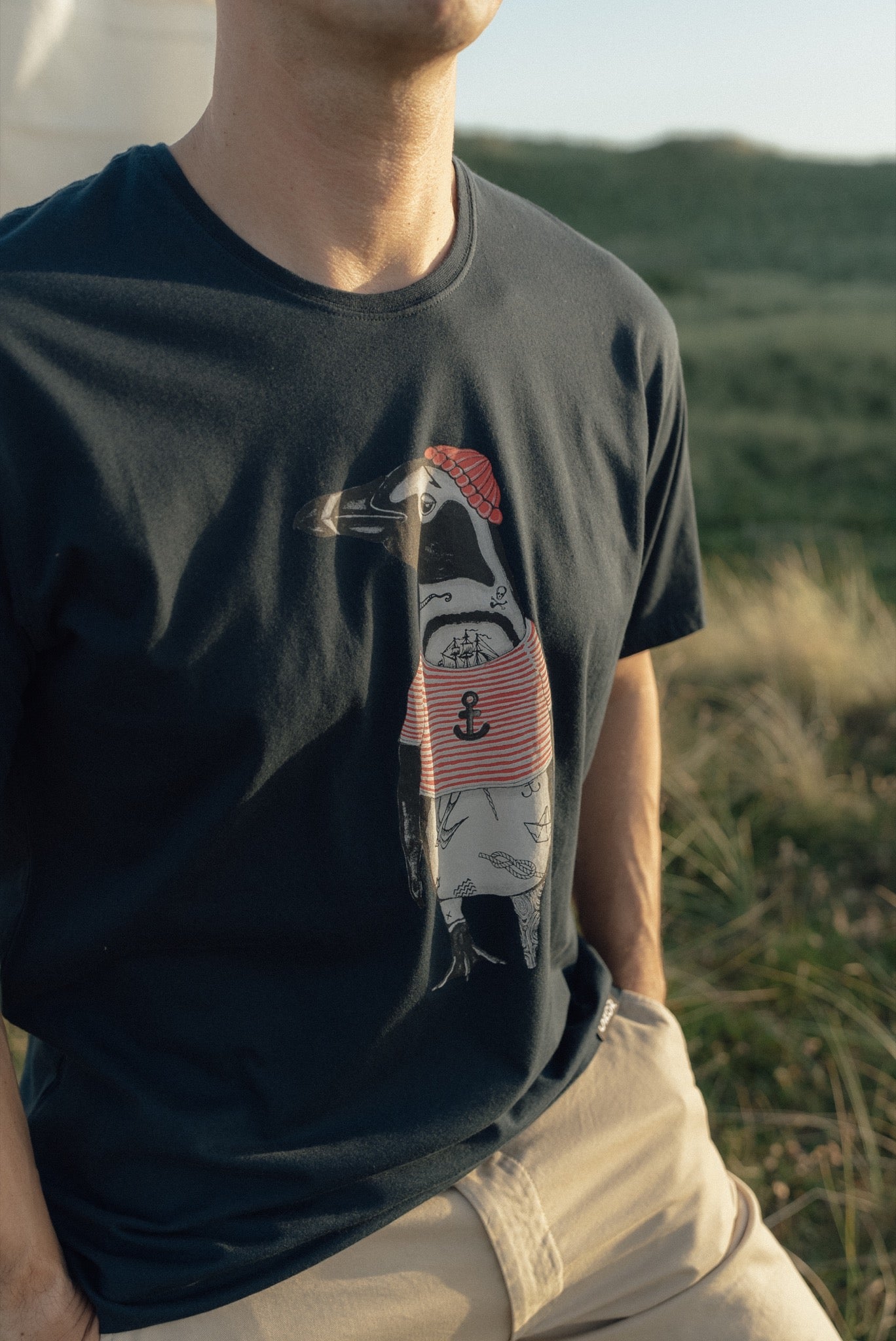 African Penguin T-shirt (Blueberry)