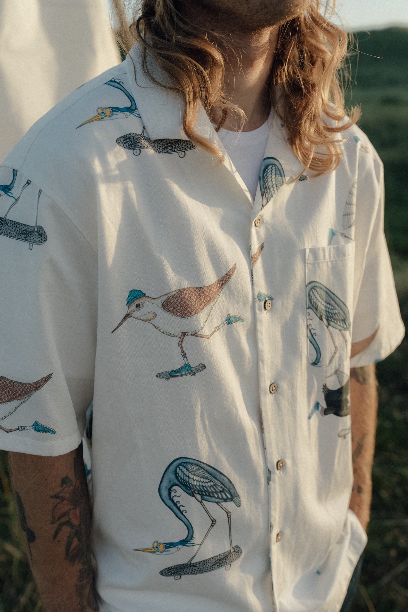 Skating Birds Short Sleeve Shirt (Star White)