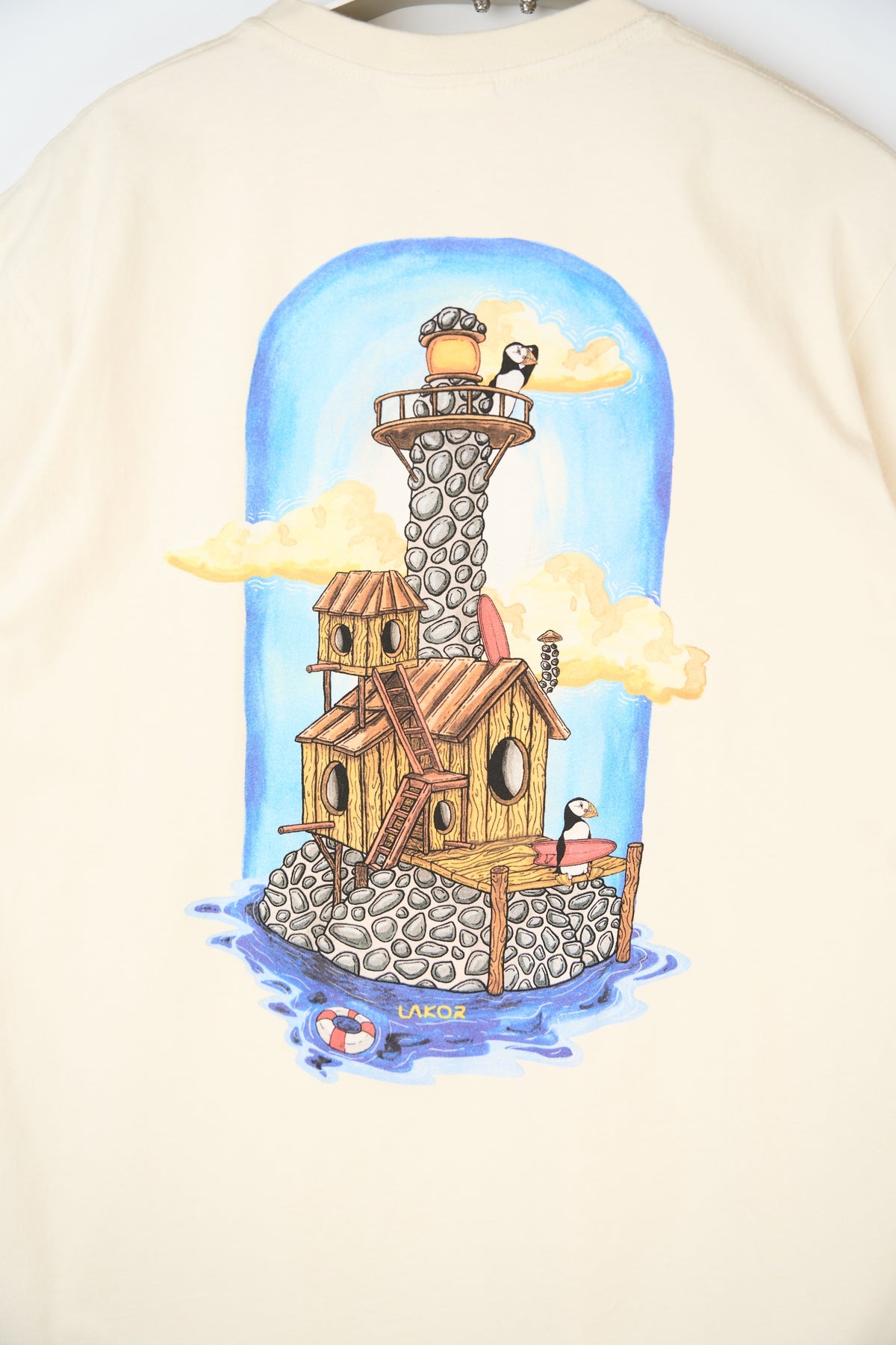 LAKOR Sea Parrot Summerhouse T-shirt T-Shirt Rainy Day