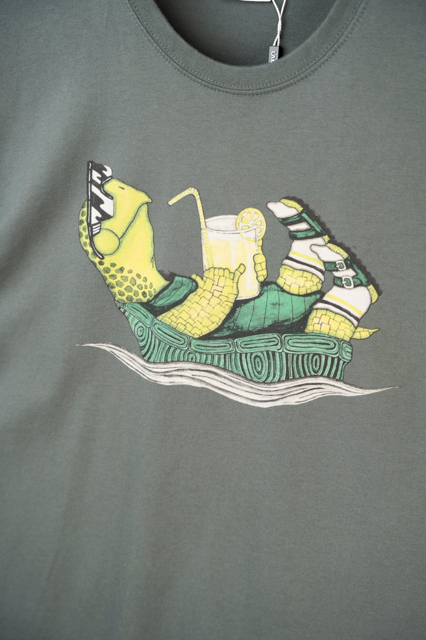 Slow Flow T-shirt - Urban Chic