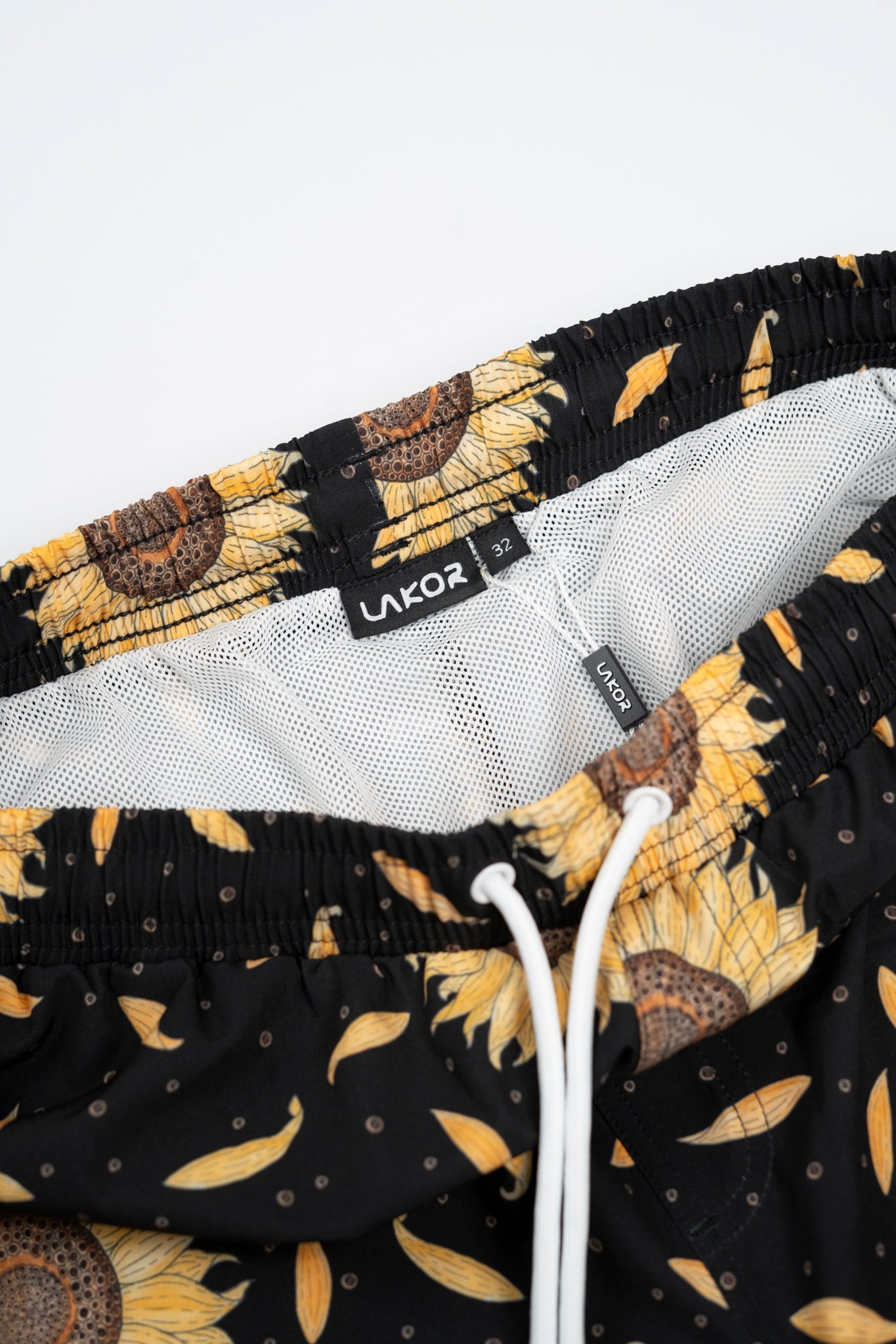 LAKOR Sunflower Swim Shorts Shorts Moonless Night