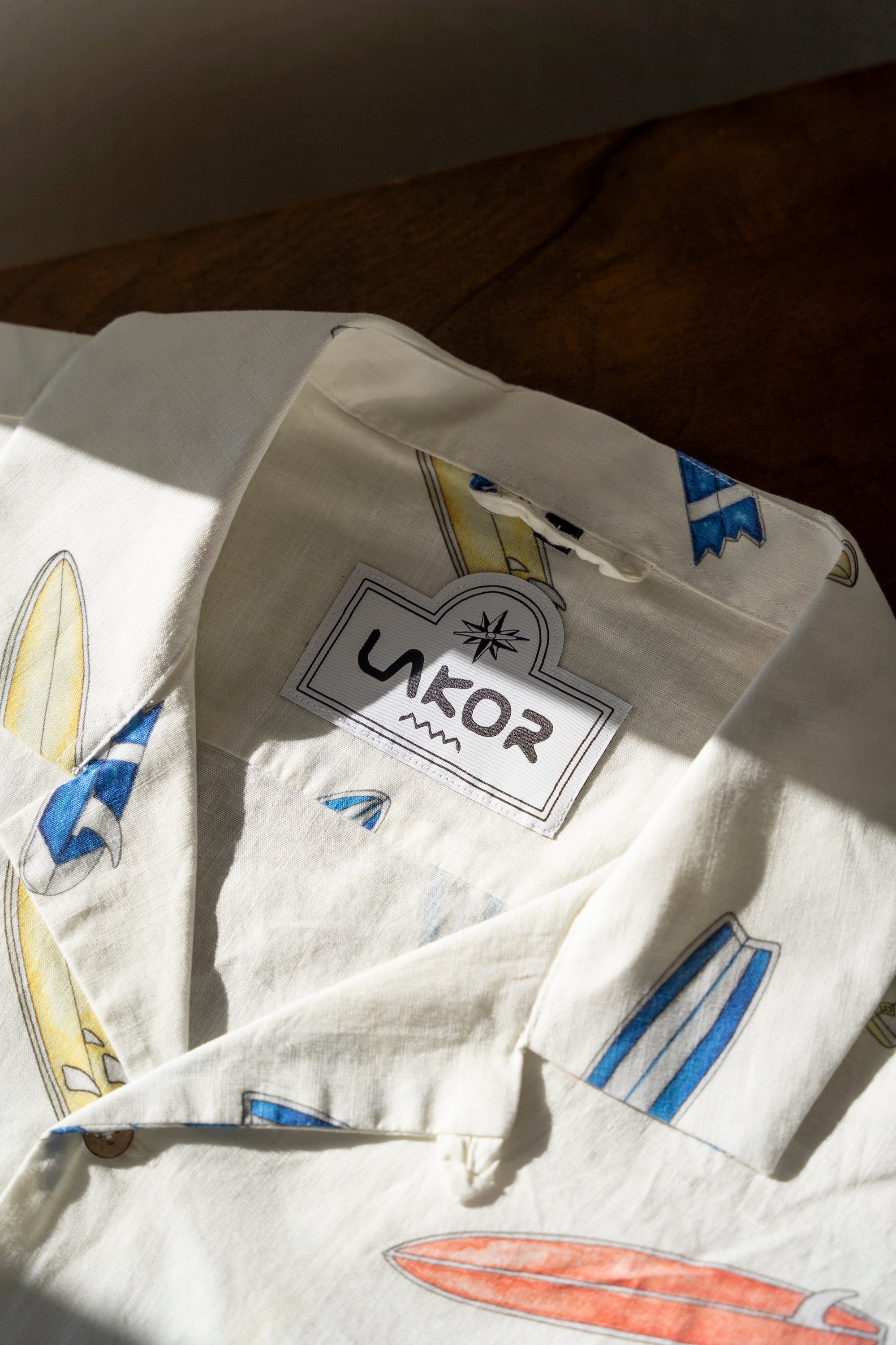 LAKOR Surfboard Shirt Short Sleeve Shirt Star White